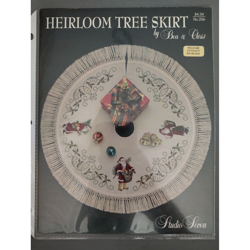 Cross stitch charts Bea & Chris Studio 7 Heirloom Tree Skirt Santa Christmas 256